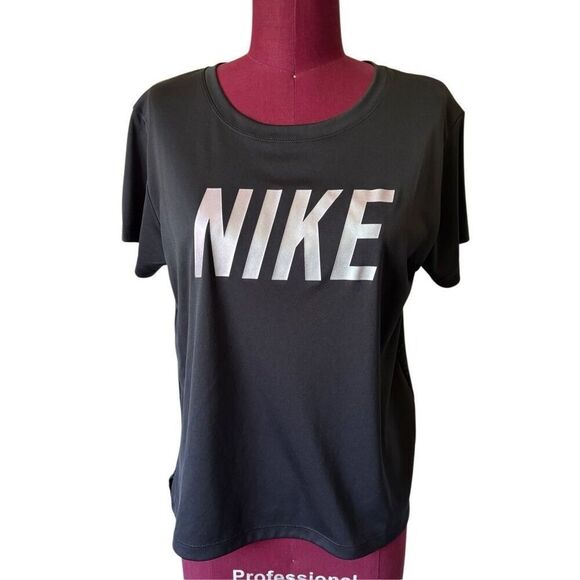 Nike Running Dri-Fit Athletic Tee T-Shirt Top size M Black - Picture 1 of 7